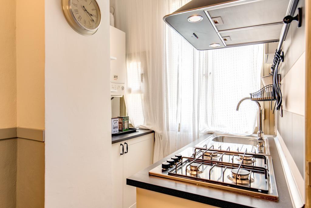 Cinque Terre The Harbour Apt - Two Bathrooms لا سبيتسْيا الغرفة الصورة