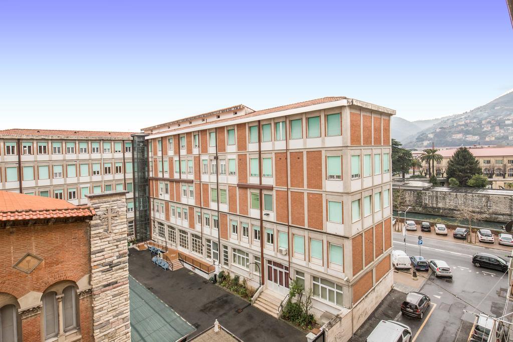 Cinque Terre The Harbour Apt - Two Bathrooms لا سبيتسْيا المظهر الخارجي الصورة